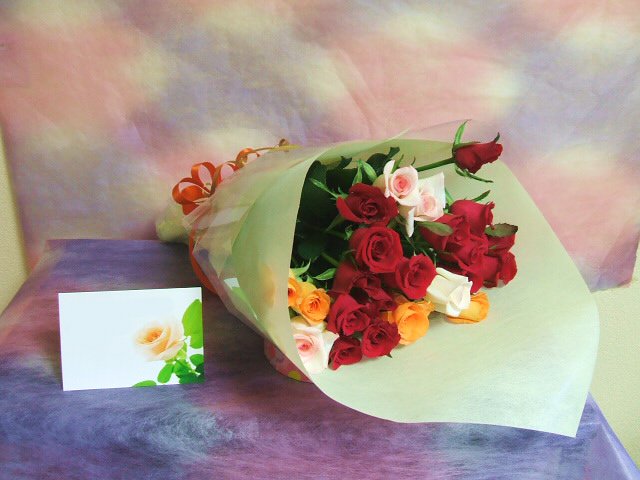 採れたて旬 3 000円のバラの花束 バラの花束をバラ園より産地直送でプレゼント バラの花束専門店イーハトーブ