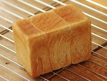 石臼挽き全粒角食パン【全粒20％】