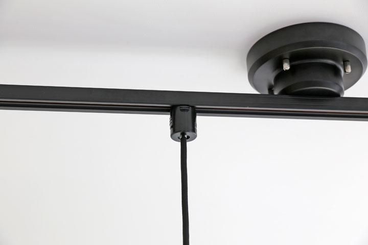 後藤照明株式会社2014年製 ダクトレール用3灯照明 黒/銀 モダン