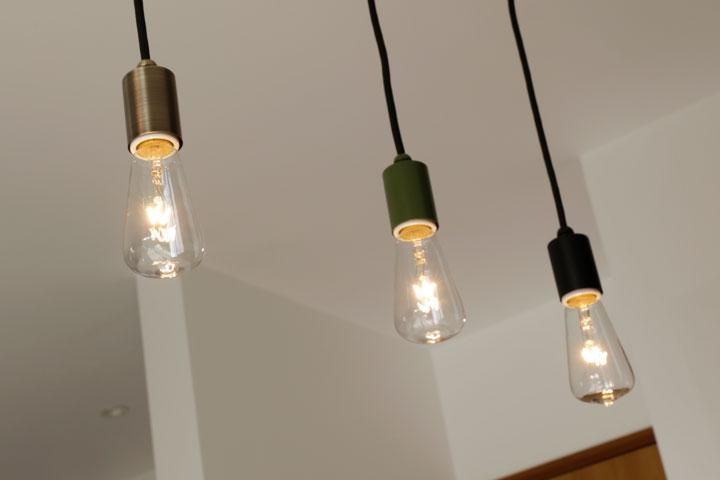 エンボス加工 グリーンガラス ペンダントライト エンボス加工 グリーンガラス ペンダントライト エンボス加工