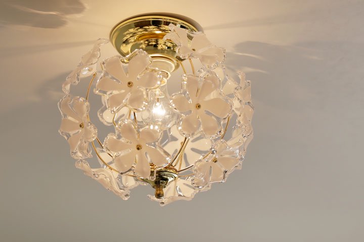 1灯シーリングライト 照明器具 かわいい Blossom｜デザイン照明のCROIX