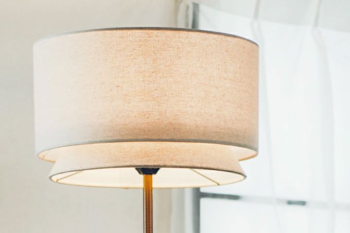 フロアライト 木製 ファブリック LED Svante｜デザイン照明のCROIX