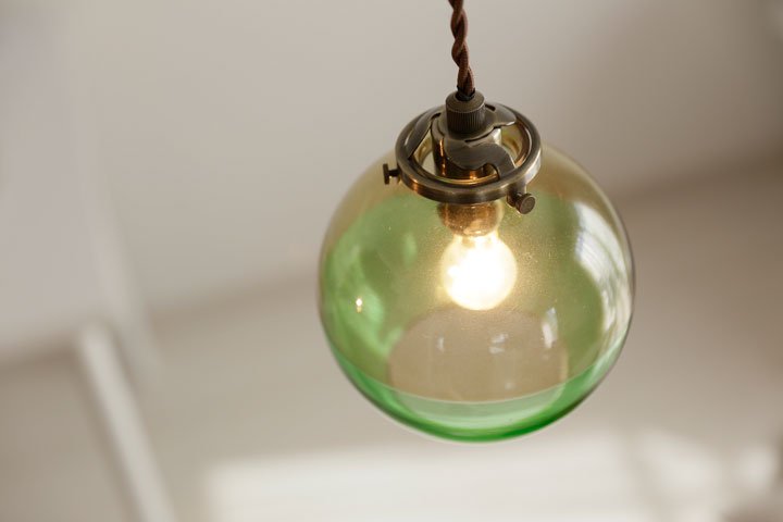 ペンダントライト ガラス LED 1灯 Arvika グリーン｜デザイン照明のCROIX