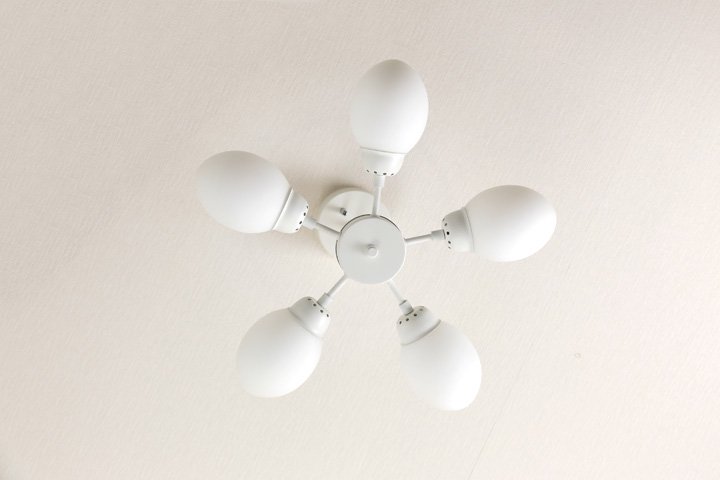 5灯シーリングライト 照明 レトロ Cherry ホワイト｜デザイン照明のCROIX