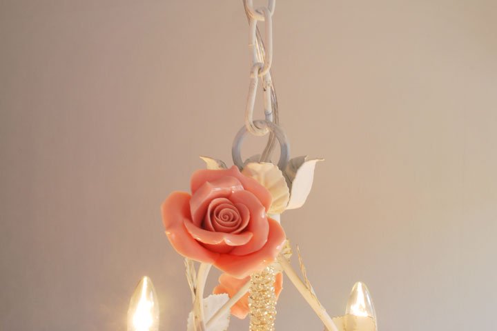 6灯シャンデリア 姫系 薔薇 アンティーク Rozana｜デザイン照明のCROIX