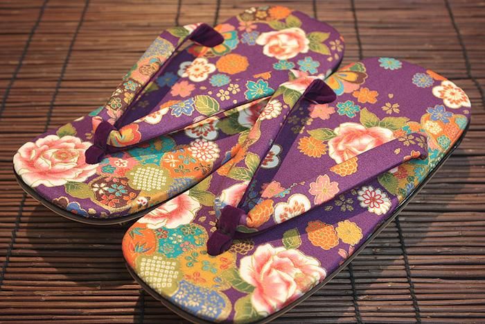 雪駄 ピンク花柄鼻緒 サイズL 雨に強く、疲れにくい。お祭り