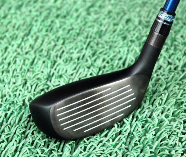 A design Golf プロ使用者急増中 ツアーバンから生まれたA-GRIND