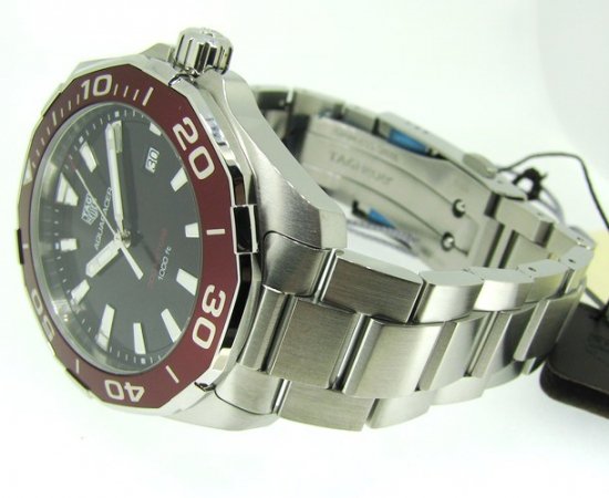 新品】TAG Heuer（タグ・ホイヤー） アクアレーサー 300m WAY101B