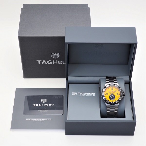 TAG Heuer(タグ・ホイヤー） フォーミュラ1 グランドデイト クォーツ WAH1012.BA0860  【未使用】【国際保証書2021年8月日付】|ブランド腕時計のPROUD｜ブランド時計の販売買取も。