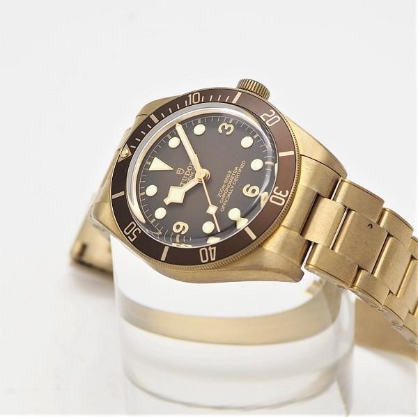 TUDOR チューダー ブラックベイ58ブロンズ ブティック限定 79012M