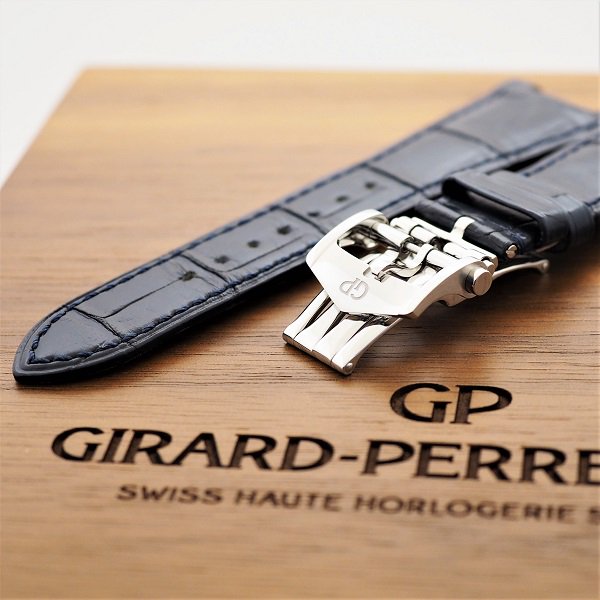 中古】【純正革・ラバー・Dバックル付】GIRARD PERREGAUX ( ジラール・ペルゴ ) ロレアート クロノグラフ 42mm  81020-11-431-BB4A - 六本木 時計専門店PROUD(プラウド)