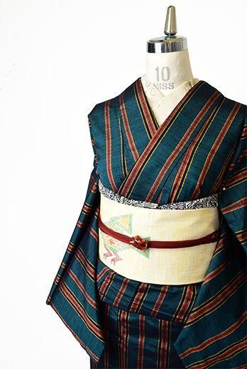 高麗納戸の深い緑に縞模様小粋な正絹紬の袷着物 姉妹屋 高麗納戸の深い緑に縞模様小粋な正絹紬の袷着物 姉妹屋