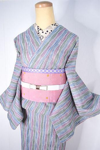 アンティークの染め紬 カラフルな立涌 アンティークの染め紬 カラフルな立涌 象牙色地に格子と絞り染め花