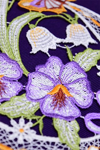 ディープパープルに花とリボンのボヘミアン刺繍ロマンチックなウール名古屋帯 - アンティーク着物・リサイクル着物のオンラインショップ　姉妹屋