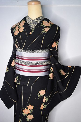 黒地に花蔦と立涌縞美しい洗える袷着物 - アンティーク着物・リサイクル着物のオンラインショップ　姉妹屋