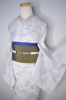 仕立て上がり未使用品】本麻染め夏名古屋帯（薄雲鼠色花と蝶々