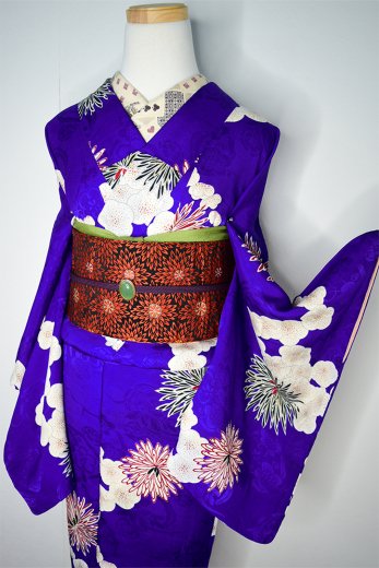 青紫に霞たなびくような梅と菊花美しいアンティーク正絹袷着物