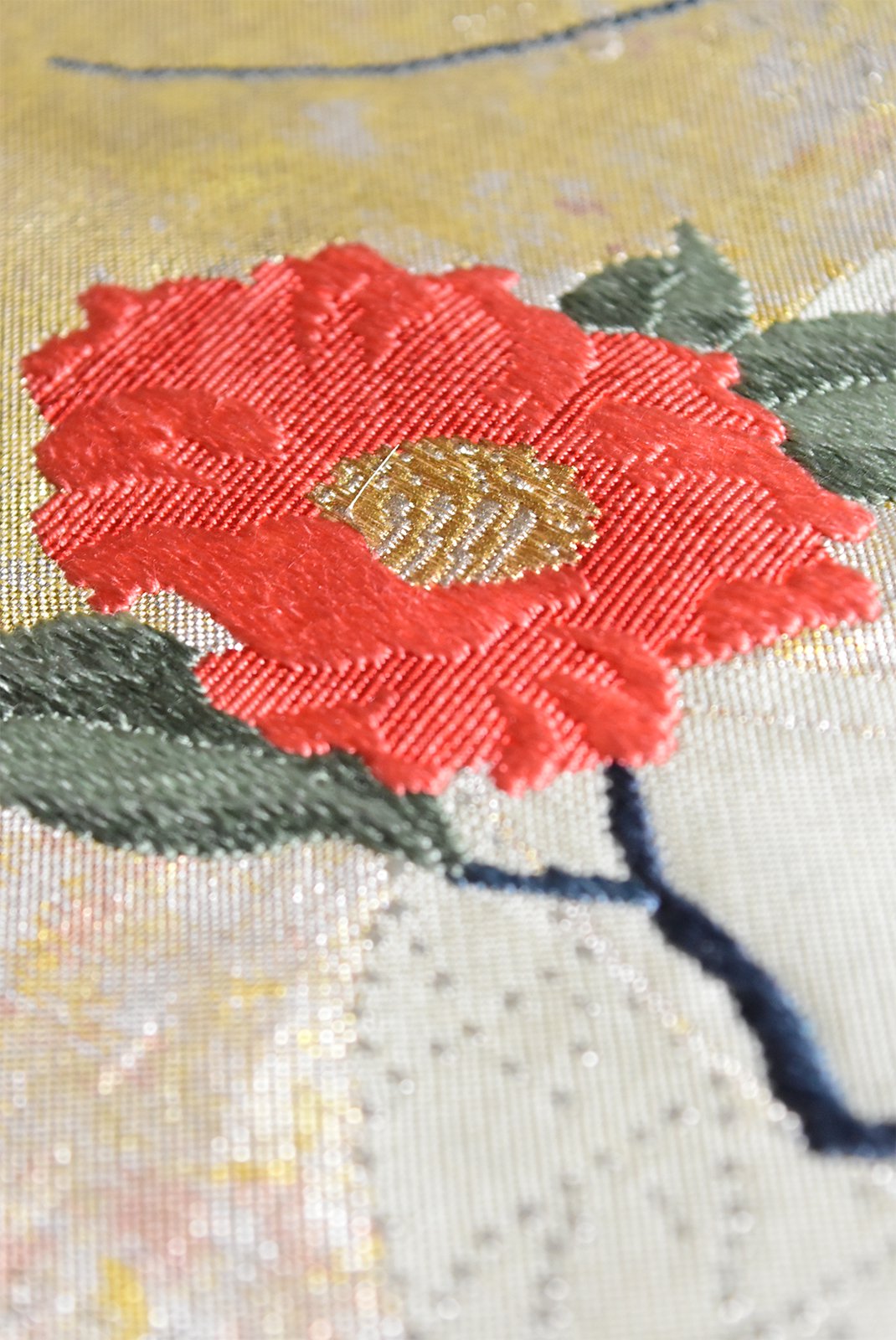 椿一輪の花籠美しい正絹名古屋帯 - アンティーク着物・リサイクル着物