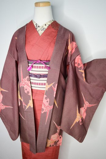 薄桃色と鼠色の菱格子に折り鶴文様美しいビンテージ羽織
