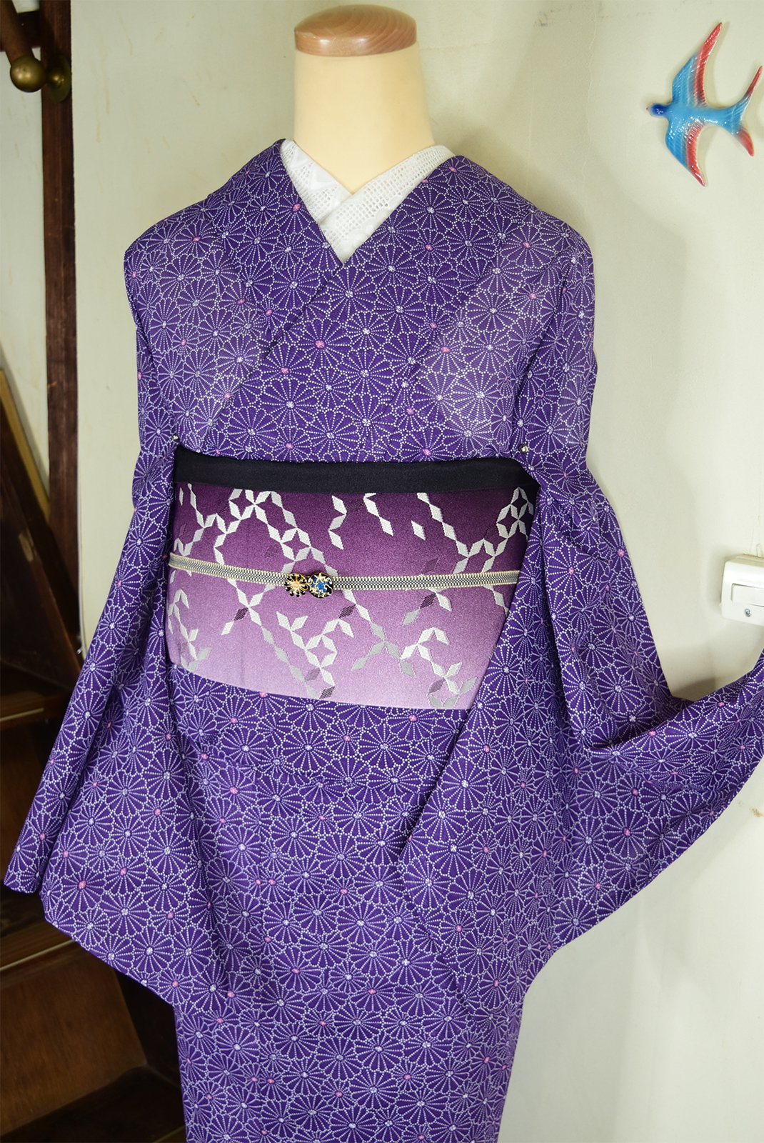 深紫に花絨毯のような一面の菊花美しい化繊絽の洗える夏着物