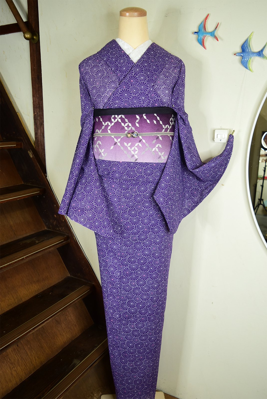 深紫に花絨毯のような一面の菊花美しい化繊絽の洗える夏着物 