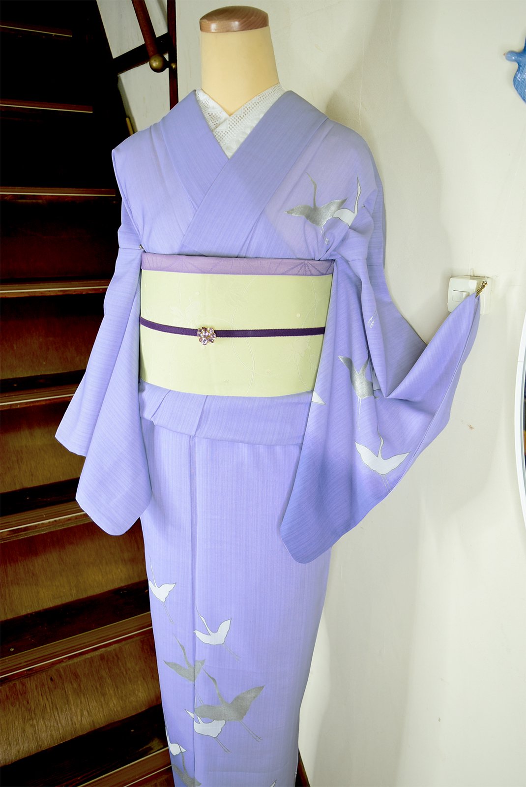 藤紫のぼかしに鶴の舞姿美しい高級化繊夏付け下げ - アンティーク着物・リサイクル着物のオンラインショップ　姉妹屋