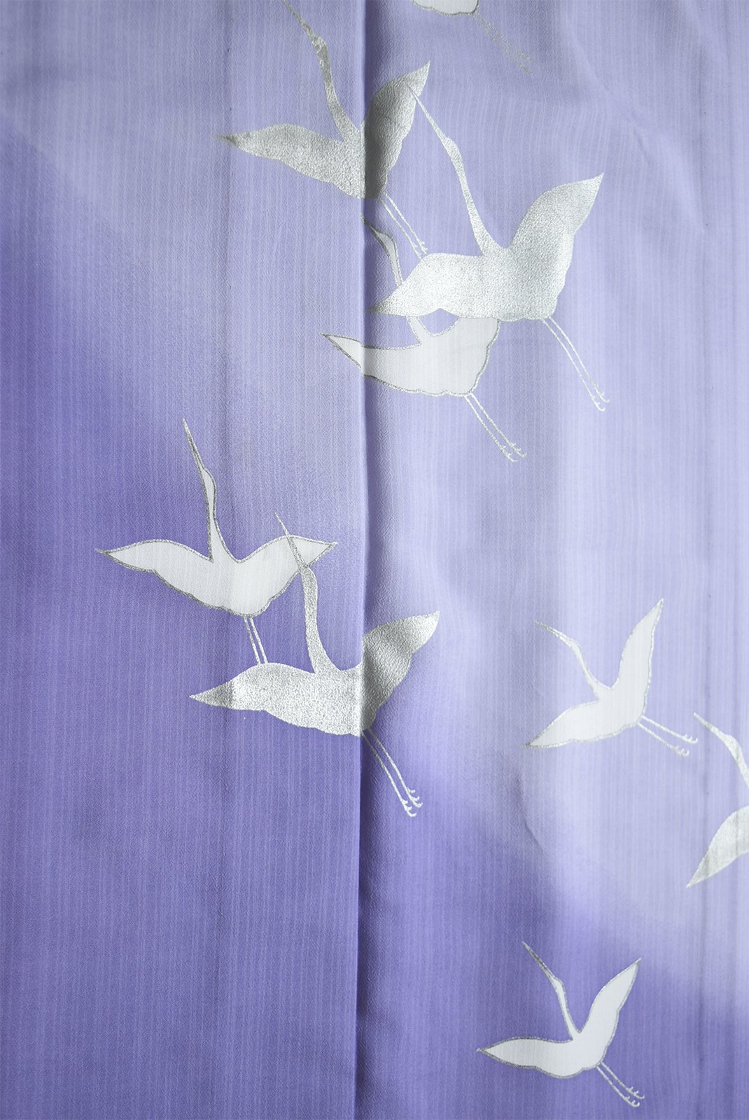 藤紫のぼかしに鶴の舞姿美しい高級化繊夏付け下げ - アンティーク着物・リサイクル着物のオンラインショップ　姉妹屋