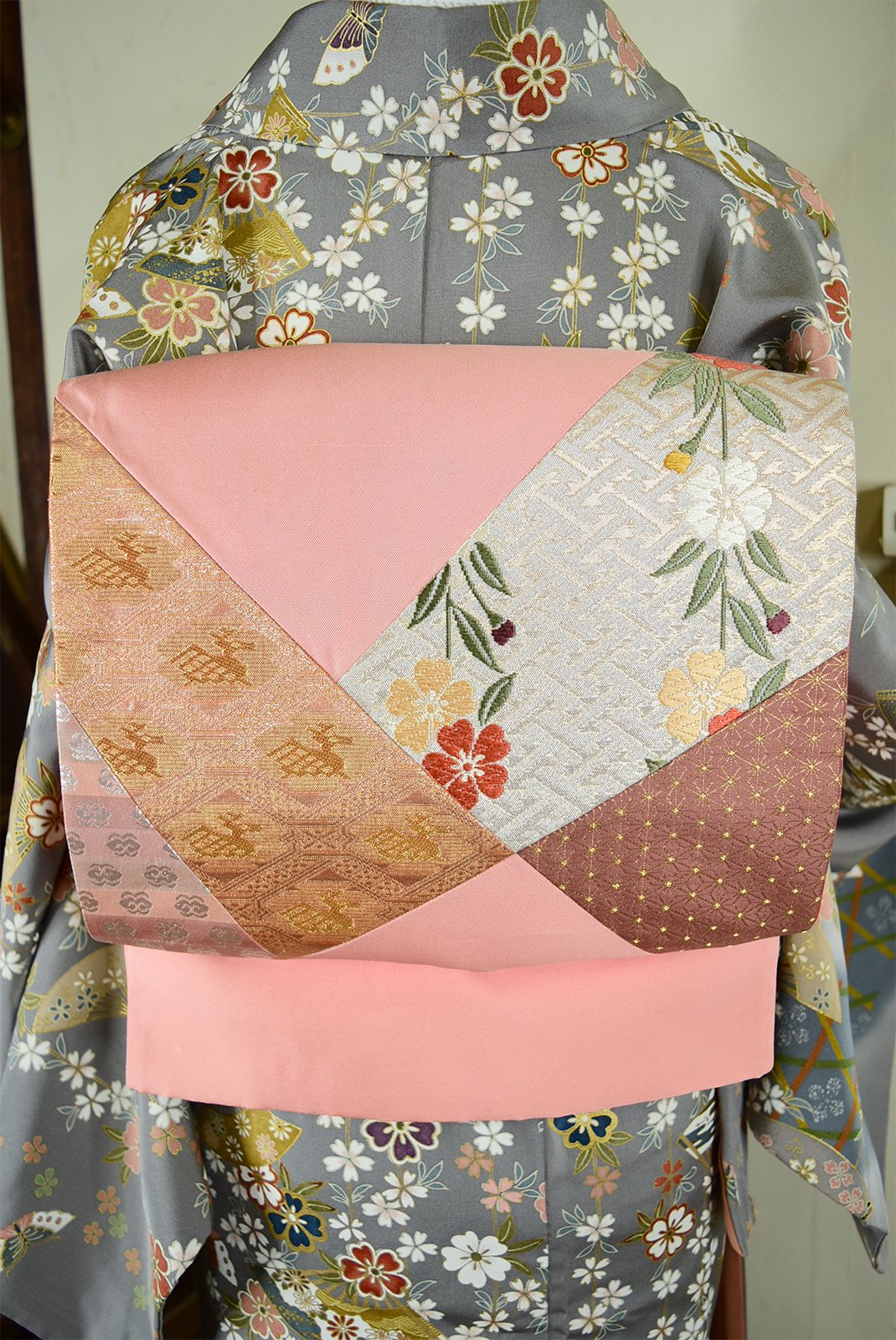 薄珊瑚色にしだれ桜の切り嵌め美しい洒落袋帯 - アンティーク着物・リサイクル着物のオンラインショップ　姉妹屋