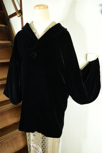 ショール衿美しいドイツ・オランダ製ブラックベルベット着物コート