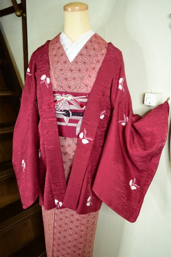 潤朱色に茜色の麻の葉と網代縞美しいウール紬単着物 - アンティーク 