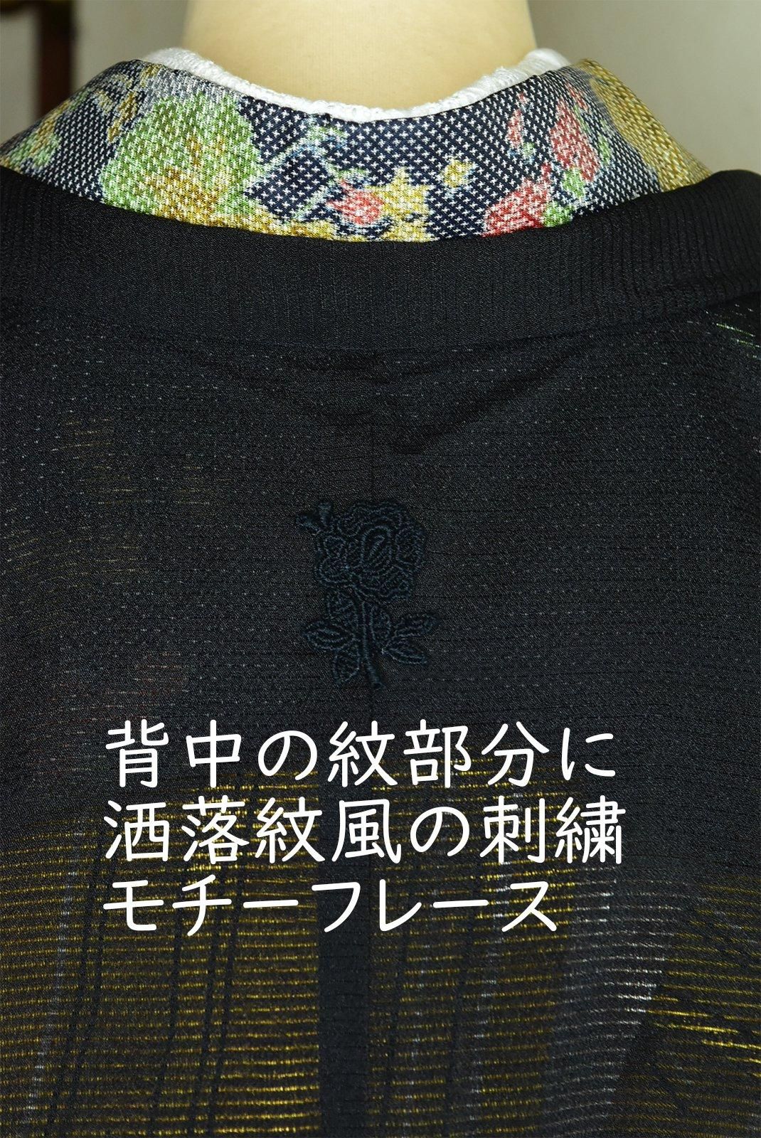 シンプルシックな絽縮緬の黒無地薄羽織 - アンティーク着物 シンプルシックな絽縮緬の黒無地薄羽織 - アンティーク着物