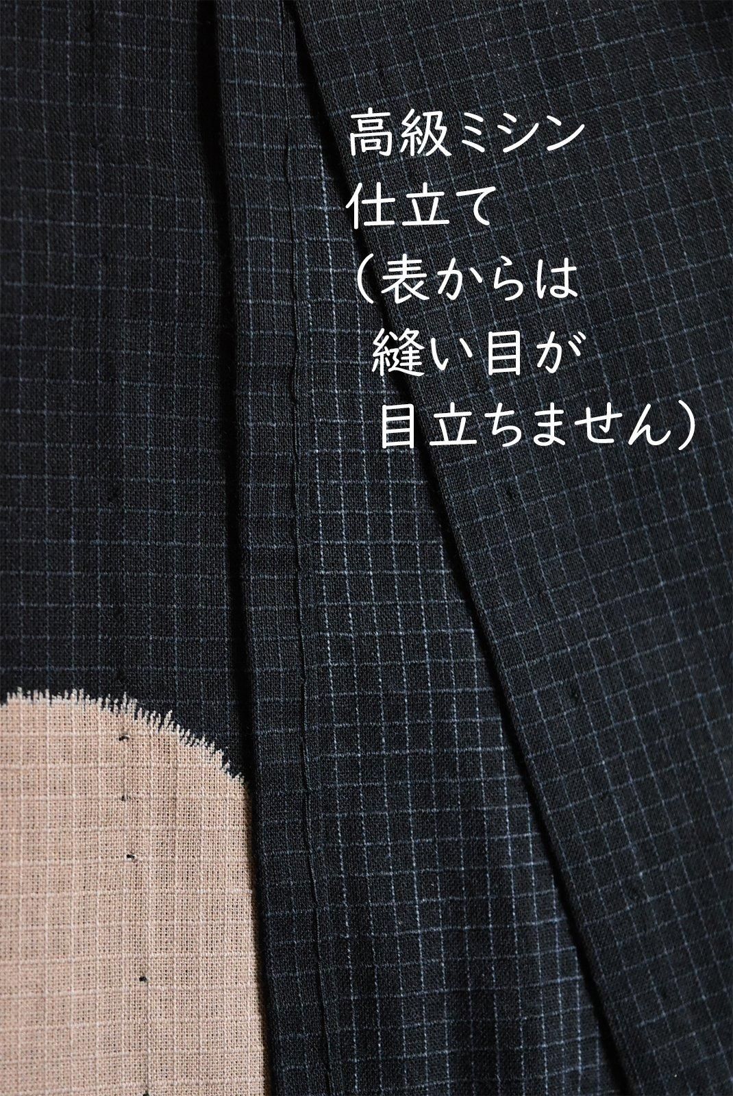 綿紅梅　浴衣　黒地にうさぎ　レトロ 黒地に波に跳ねるうさぎの水玉ふわりと浮かぶ綿紅梅浴衣