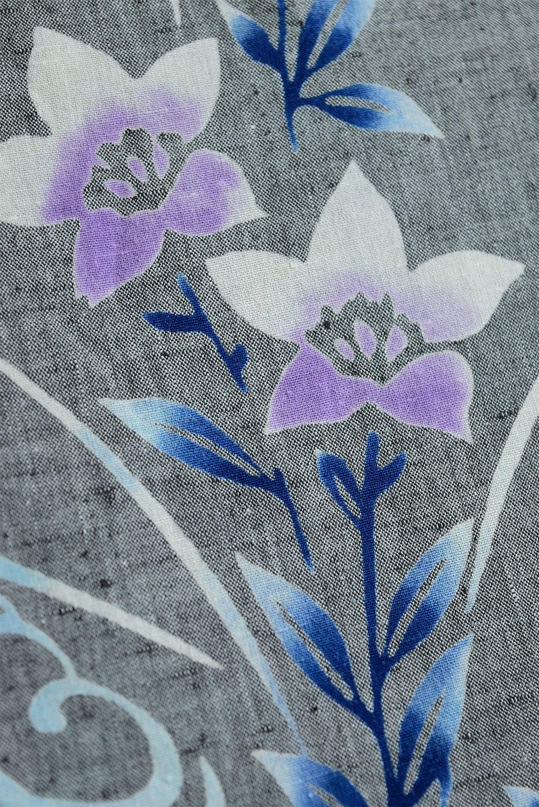 先染綿紬の薄鈍色地に流水と桔梗の花涼やかなビンテージ注染浴衣