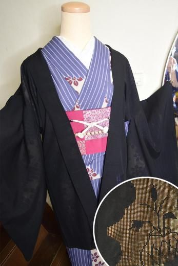 <img class='new_mark_img1' src='https://img.shop-pro.jp/img/new/icons6.gif' style='border:none;display:inline;margin:0px;padding:0px;width:auto;' />黒地に雲間取り花籠文様涼やかに美しい正絹絽の薄羽織