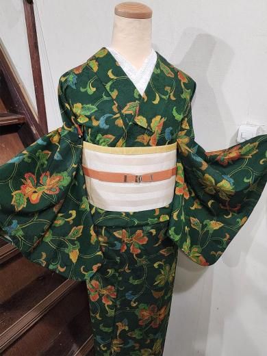 シェルピンクに白銀の菊花美しい正絹絽の夏帯 - アンティーク