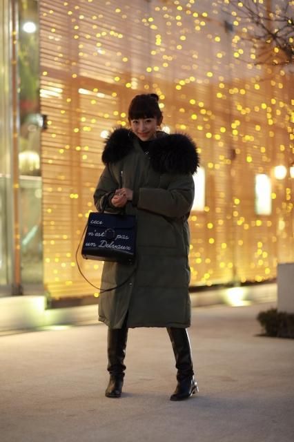 Grayラクーンファー付きロングダウンコート(カーキ) - Fleur Grayラクーンファー付きロングダウンコート(カーキ) - Fleur
