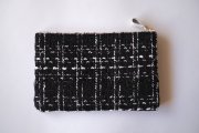 Tweed pouch black1