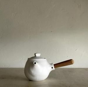 【未使用】　刷毛目　急須(しずく型)/馬場勝文 馬場勝文 刷毛目急須（しずく）