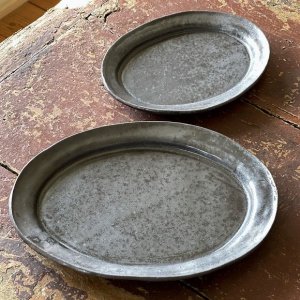 オーバル皿 鉄釉 