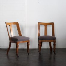 <img class='new_mark_img1' src='https://img.shop-pro.jp/img/new/icons47.gif' style='border:none;display:inline;margin:0px;padding:0px;width:auto;' />Antique Spoon back chair 1910's