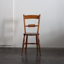 <img class='new_mark_img1' src='https://img.shop-pro.jp/img/new/icons47.gif' style='border:none;display:inline;margin:0px;padding:0px;width:auto;' />Antique Bar back kitchen chair 1900s