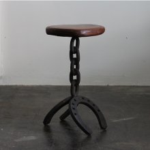 <img class='new_mark_img1' src='https://img.shop-pro.jp/img/new/icons47.gif' style='border:none;display:inline;margin:0px;padding:0px;width:auto;' />Vintage Stool
