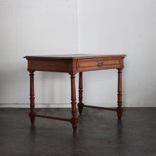 <img class='new_mark_img1' src='https://img.shop-pro.jp/img/new/icons47.gif' style='border:none;display:inline;margin:0px;padding:0px;width:auto;' />Antique Dining table 1920'S