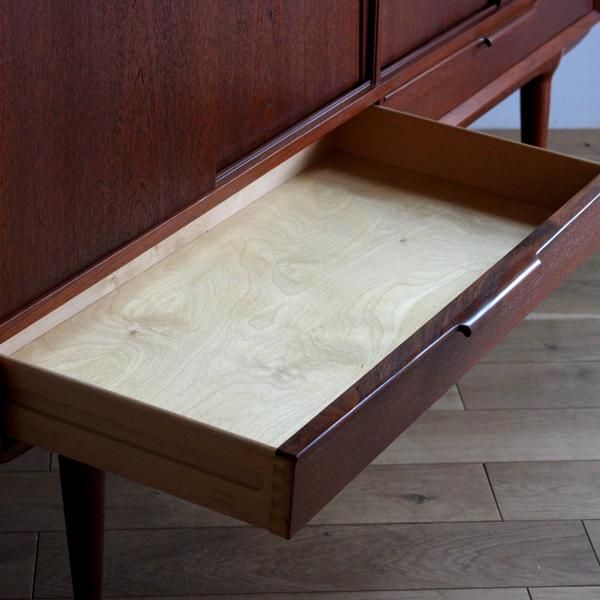 Vintage（ヴィンテージ） Side board / Omann jun：ミッド