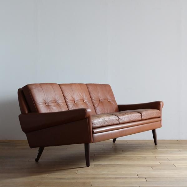 Vintage（ヴィンテージ） 3seat sofa：ミッドセンチュリーモダン | ソファ | デンマーク製 |  カーフ/ブラックボード、目黒通り北欧アンティーク・ヴィンテージ家具、インテリア