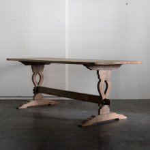 <img class='new_mark_img1' src='https://img.shop-pro.jp/img/new/icons47.gif' style='border:none;display:inline;margin:0px;padding:0px;width:auto;' />Antique Refectory table 1930's
