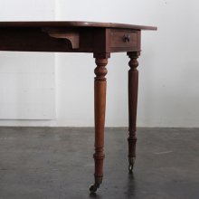 <img class='new_mark_img1' src='https://img.shop-pro.jp/img/new/icons47.gif' style='border:none;display:inline;margin:0px;padding:0px;width:auto;' />Antique Drop leaf table 1830'S