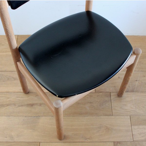 Vintage（ヴィンテージ） Dining chair / Jorgen Baekmark：ミッド