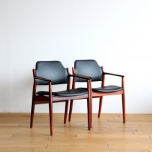 <img class='new_mark_img1' src='https://img.shop-pro.jp/img/new/icons47.gif' style='border:none;display:inline;margin:0px;padding:0px;width:auto;' />Vintage Arm chair / Arne Vodder, model62A Sibast M&oslashbler