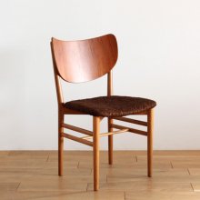 <img class='new_mark_img1' src='https://img.shop-pro.jp/img/new/icons47.gif' style='border:none;display:inline;margin:0px;padding:0px;width:auto;' />Vintage Dining chair  /  Eva&Nils Koppel
